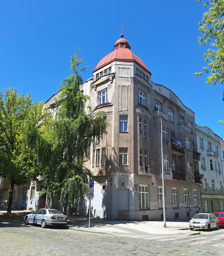 apartment-building-in-dejvice-prague-for-sale